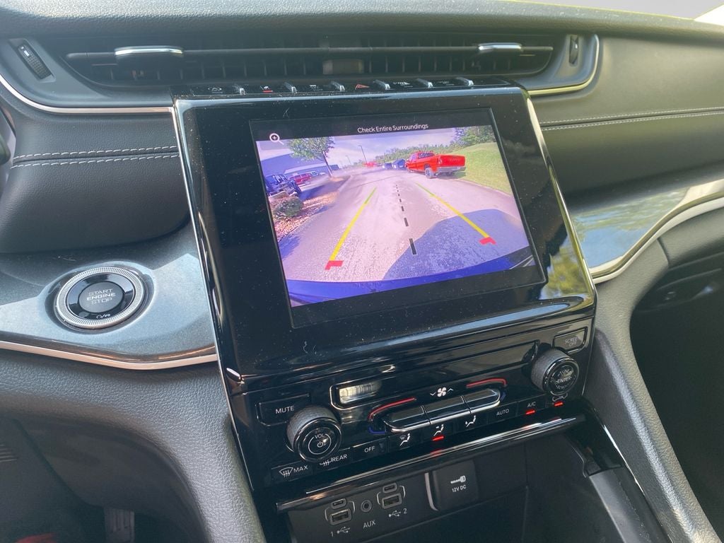 2023 Jeep Grand Cherokee Laredo