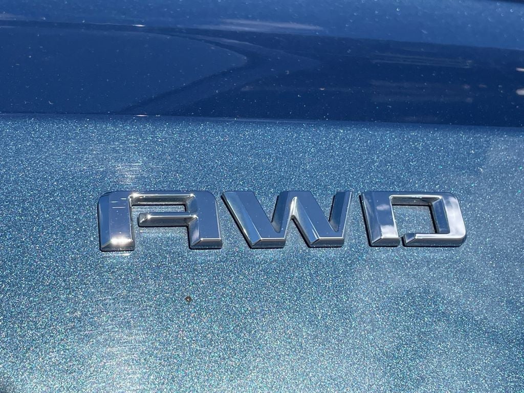 2025 Chevrolet Traverse LT 2LT