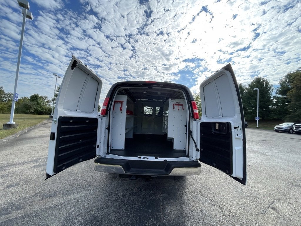 2025 Chevrolet Express Cargo 2500 WT