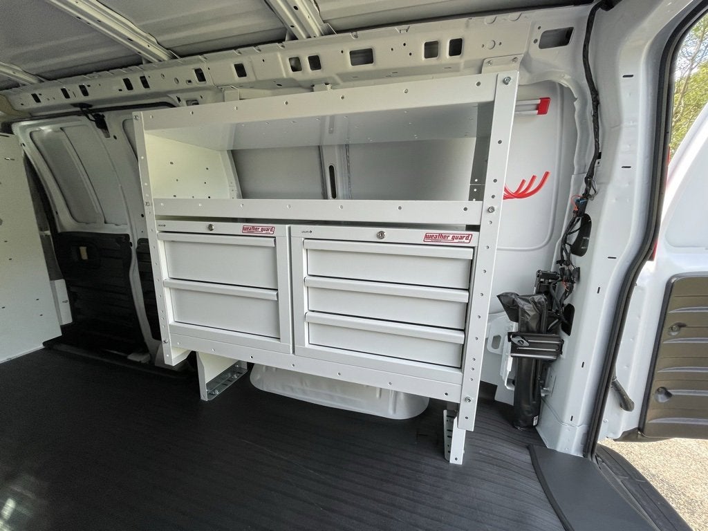 2025 Chevrolet Express Cargo 2500 WT