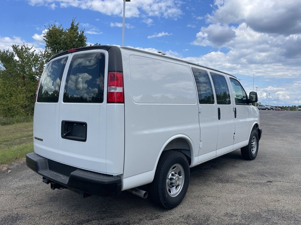 2025 Chevrolet Express Cargo 2500 WT