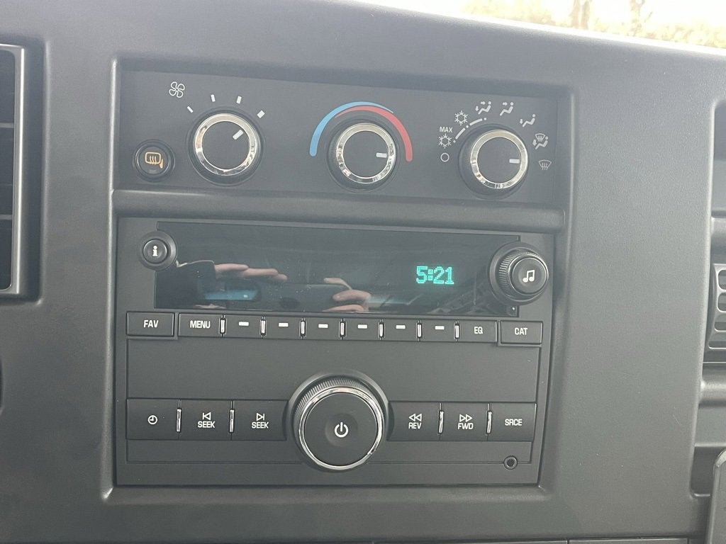 2025 Chevrolet Express Cargo 2500 WT