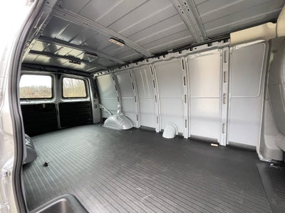 2025 Chevrolet Express Cargo 2500 WT