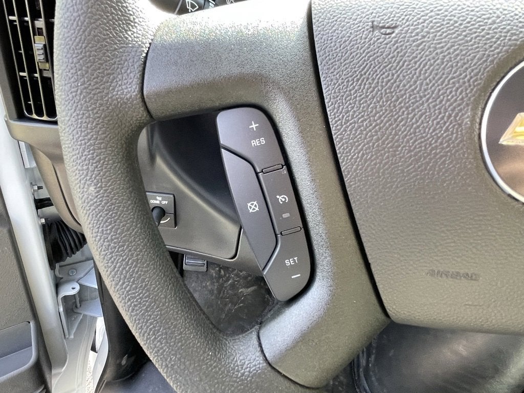 2025 Chevrolet Express Cargo 3500 WT