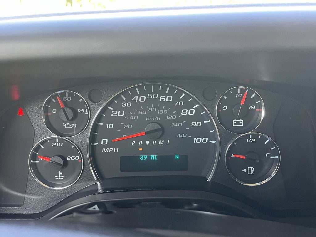 2025 Chevrolet Express Cargo 3500 WT