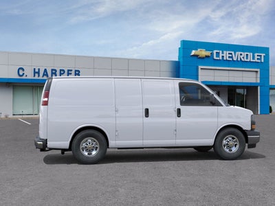 2025 Chevrolet Express Cargo 3500 WT