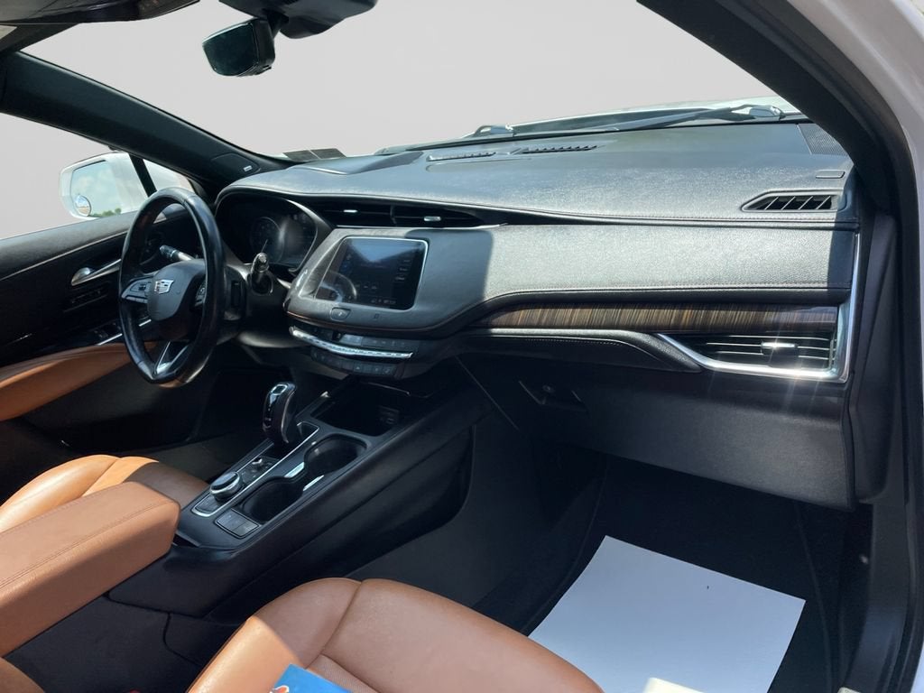 2019 Cadillac XT4 AWD Premium Luxury