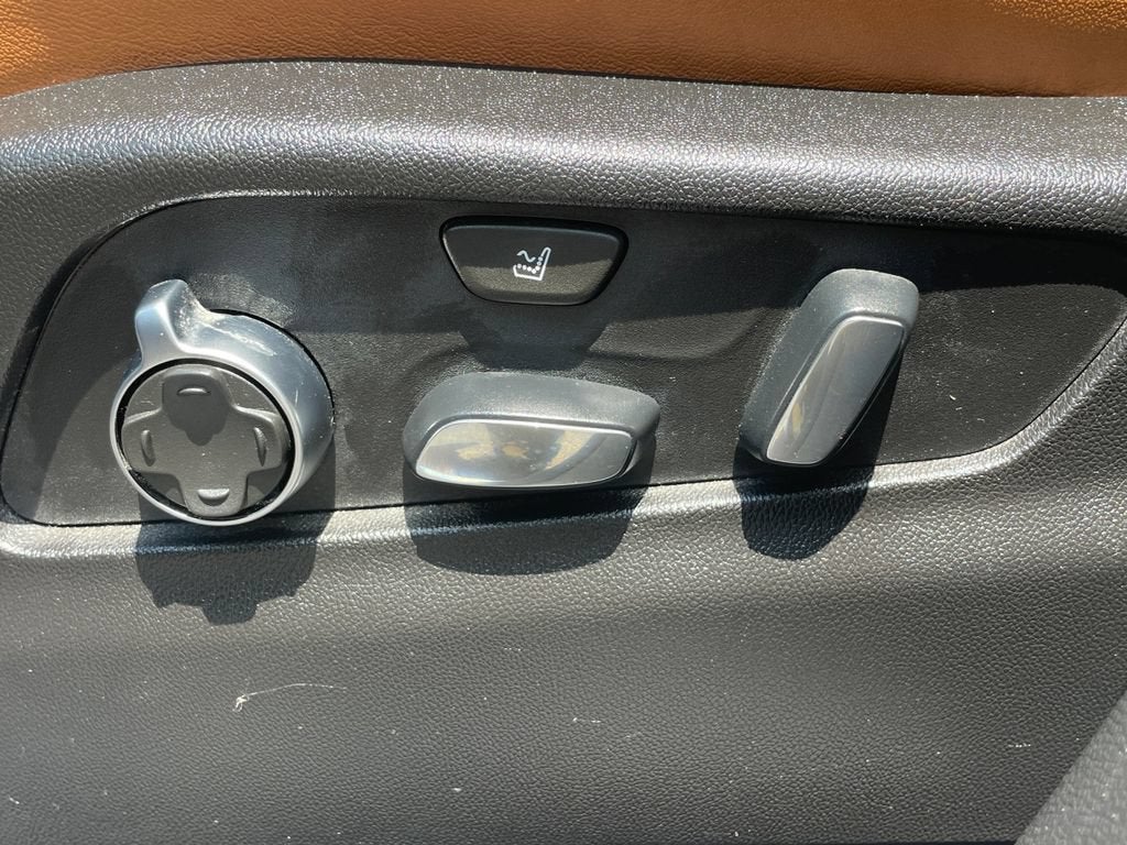 2019 Cadillac XT4 AWD Premium Luxury