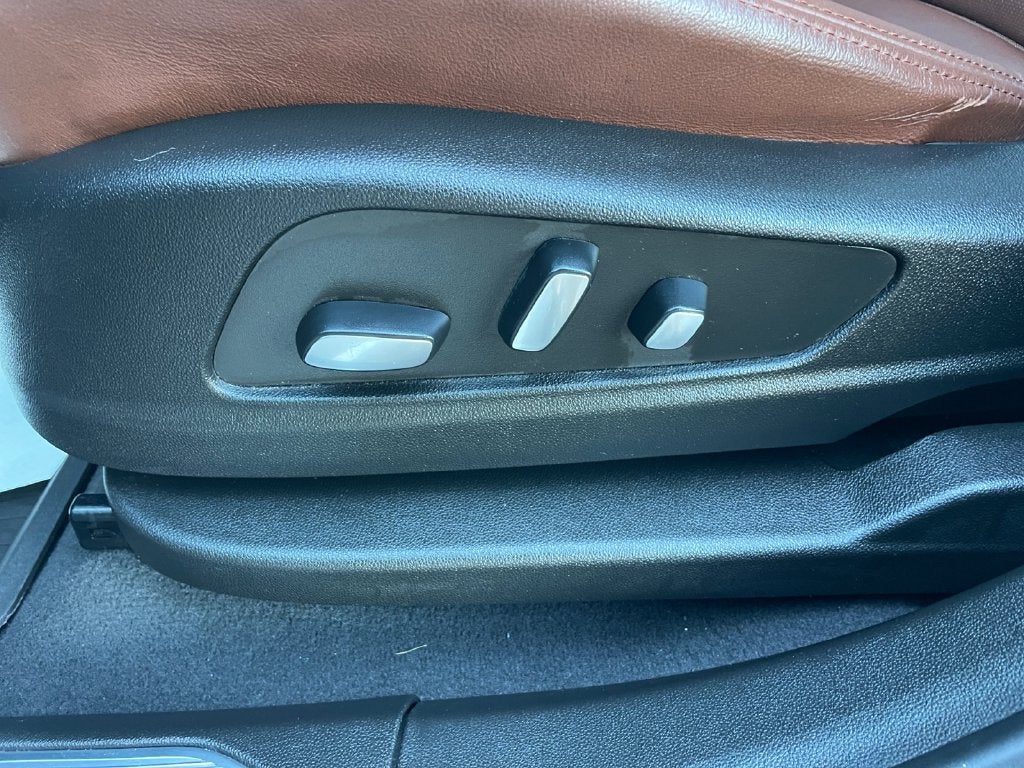 2023 Cadillac XT5 AWD Premium Luxury