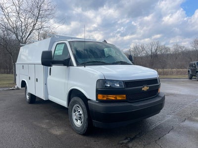2026 Chevrolet Express Cutaway 3500 1WT
