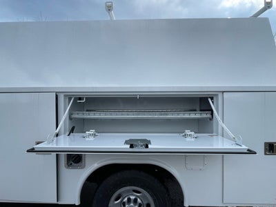 2026 Chevrolet Express Cutaway 3500 1WT