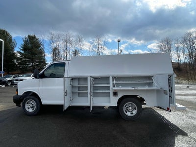 2026 Chevrolet Express Cutaway 3500 1WT