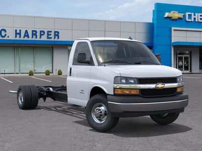 2025 Chevrolet Express Cutaway 3500 1WT