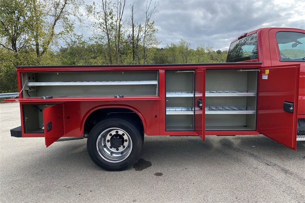 2024 Chevrolet Silverado 4500 HD LT