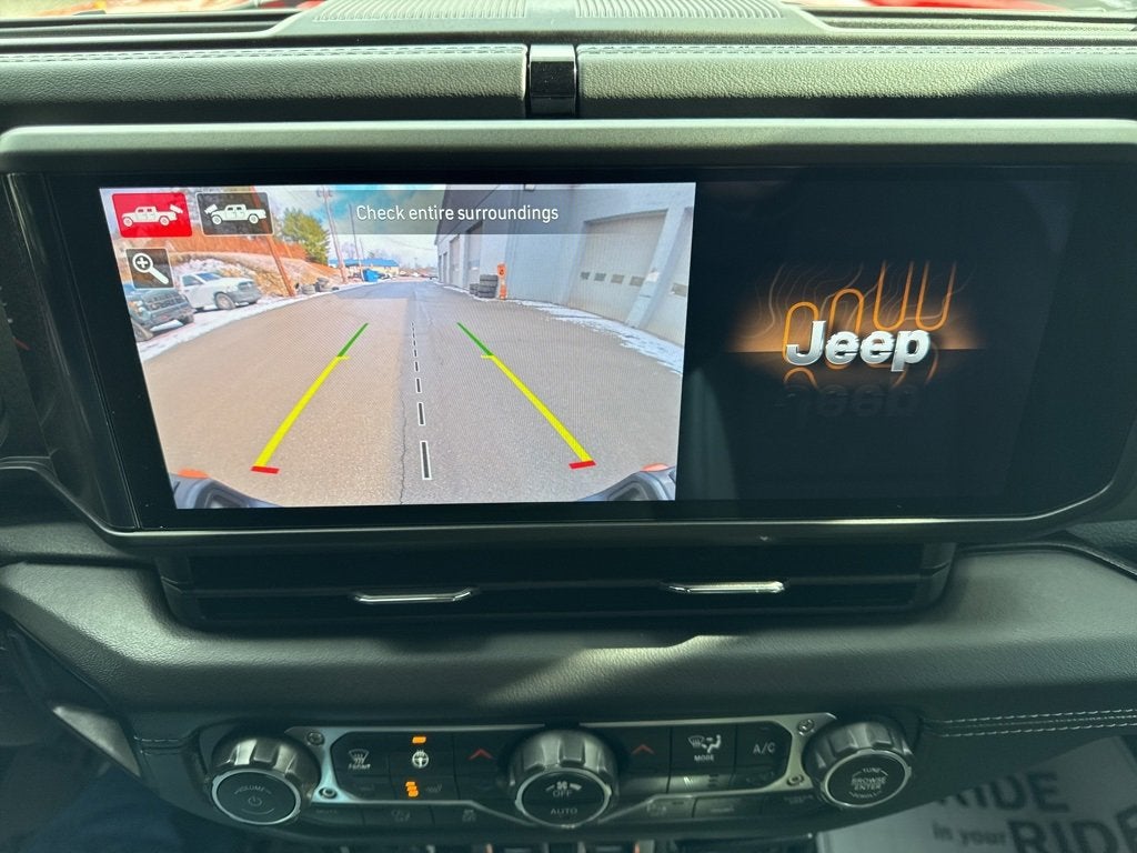 2025 Jeep Gladiator Mojave X