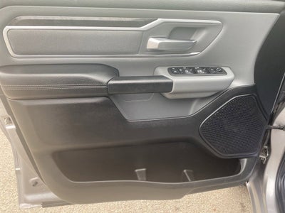 2020 RAM 1500 Big Horn Crew Cab 4x4 5'7" Box