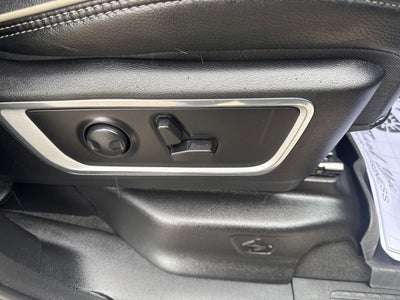 2023 RAM 1500 Laramie Crew Cab 4x4 5'7" Box