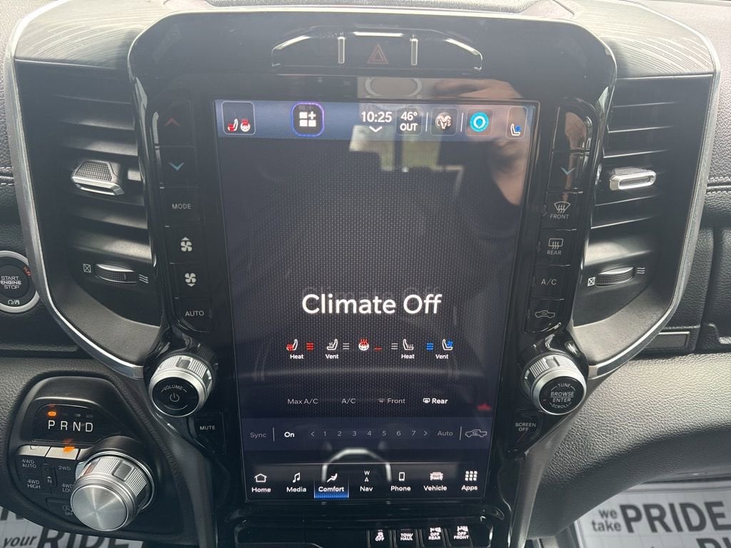 2023 RAM 1500 Laramie Crew Cab 4x4 5'7" Box