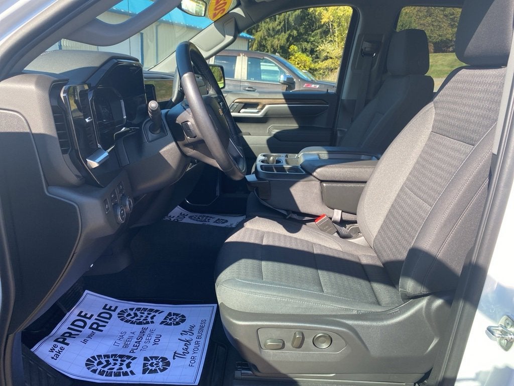 2022 Chevrolet Silverado 1500 LT (2FL)