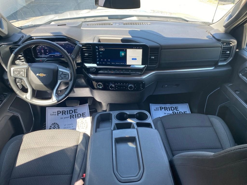 2024 Chevrolet Silverado 1500 LT (2FL)