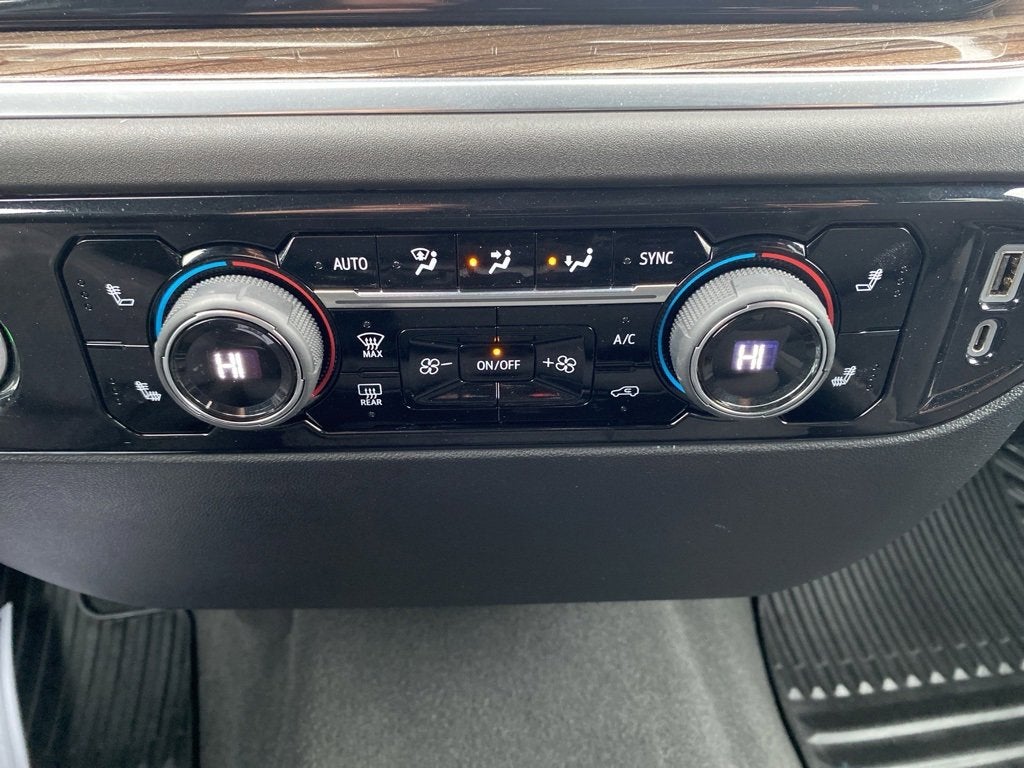 2022 Chevrolet Silverado 1500 LT (2FL)