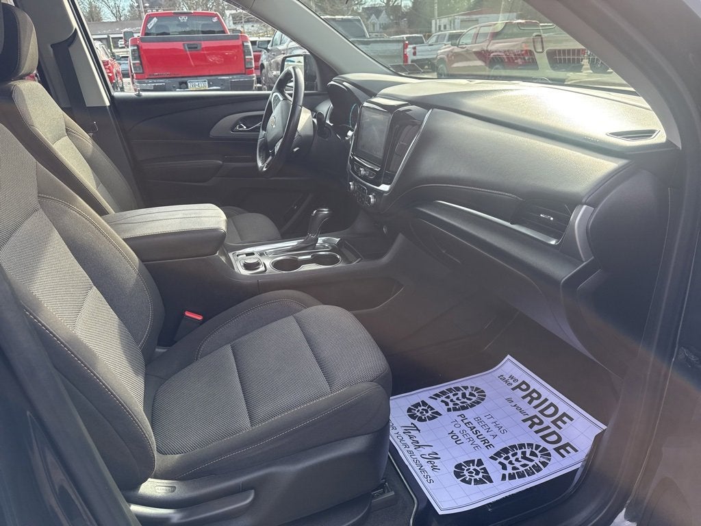 2020 Chevrolet Traverse LT Cloth