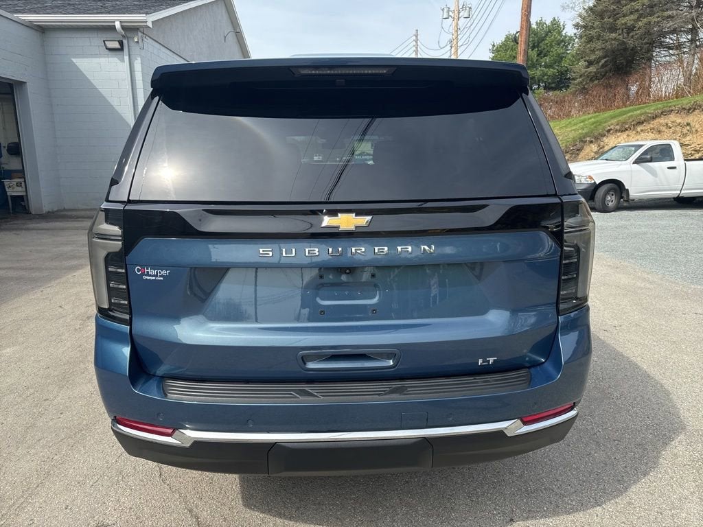 2025 Chevrolet Suburban LT