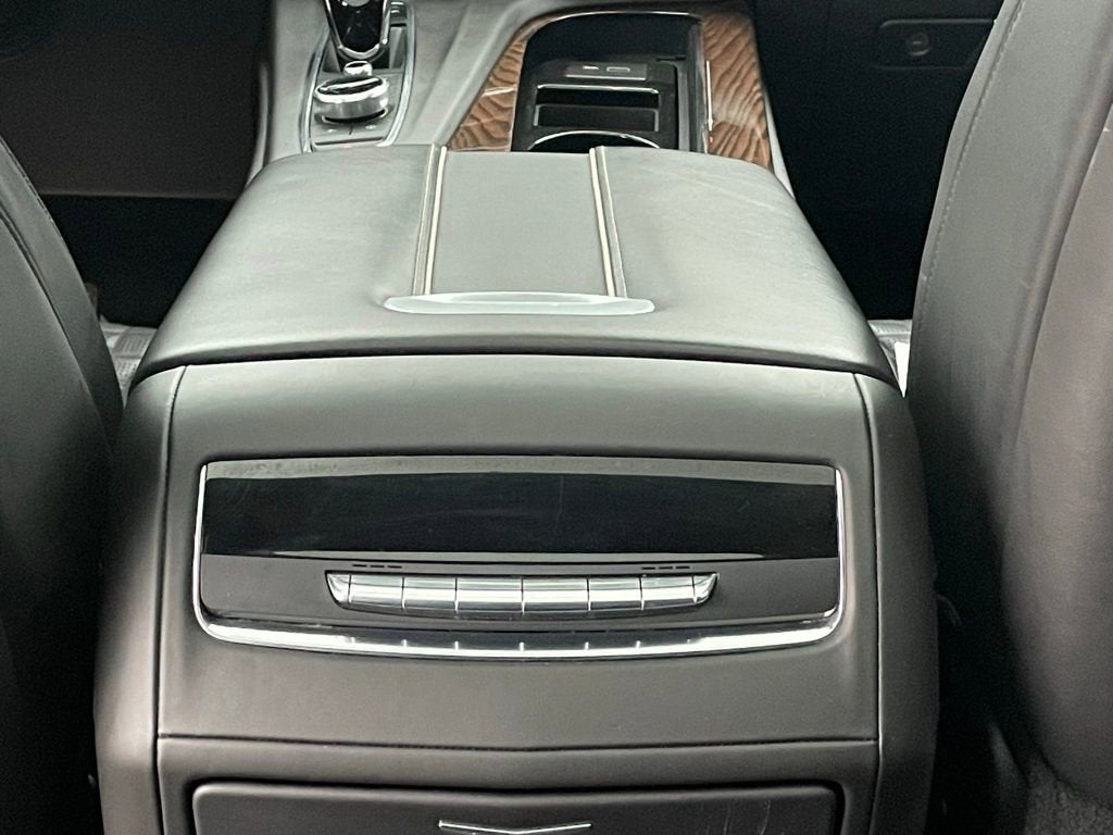 2022 Cadillac Escalade Sport Platinum