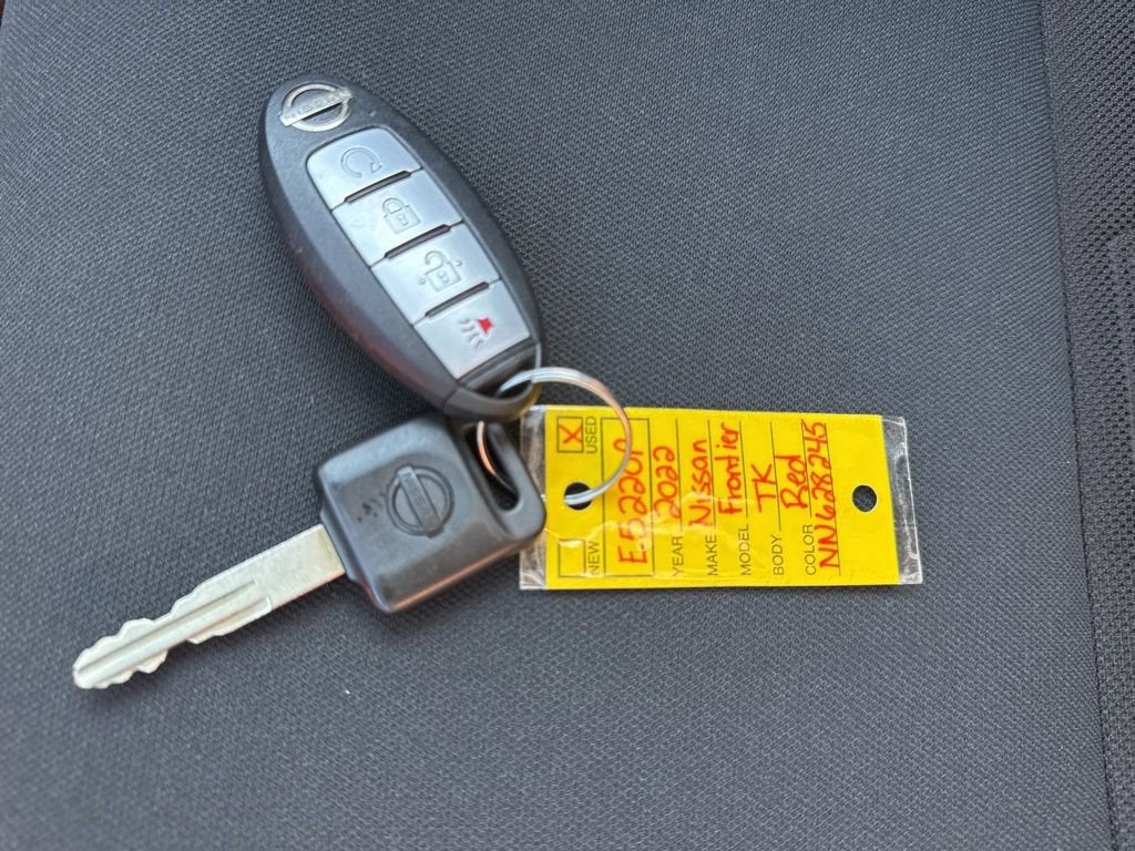 2022 Nissan Frontier Crew Cab PRO-4X 4x4