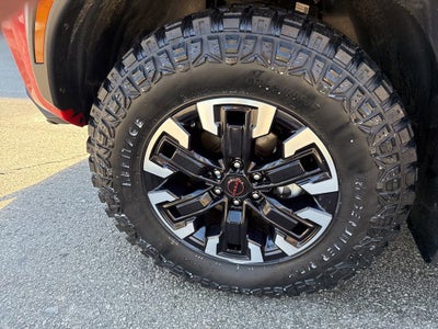 2022 Nissan Frontier Crew Cab PRO-4X 4x4