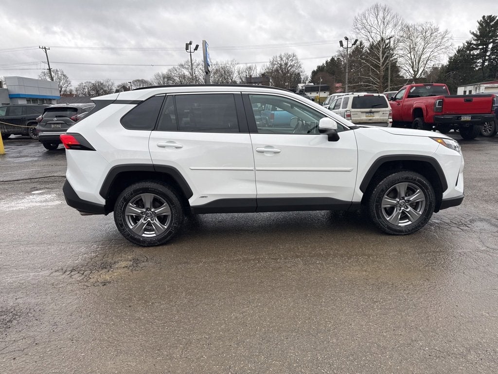 2024 Toyota RAV4 Hybrid LE