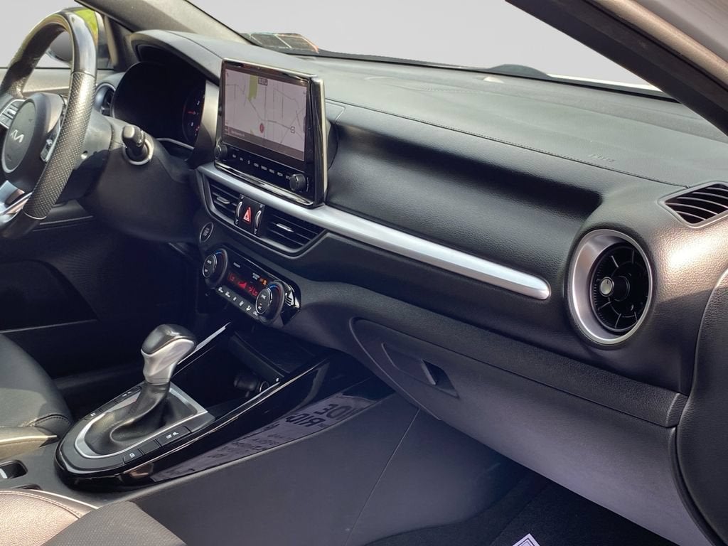 2022 Kia FORTE GT-Line - Photo 10