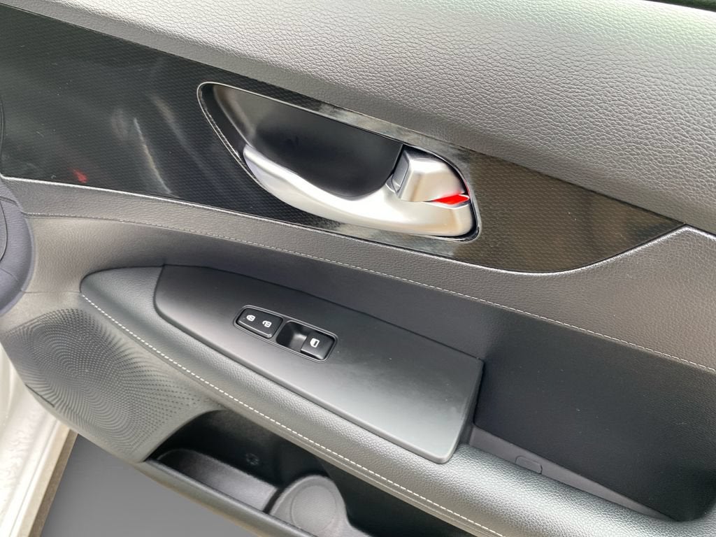 2022 Kia FORTE GT-Line - Photo 13