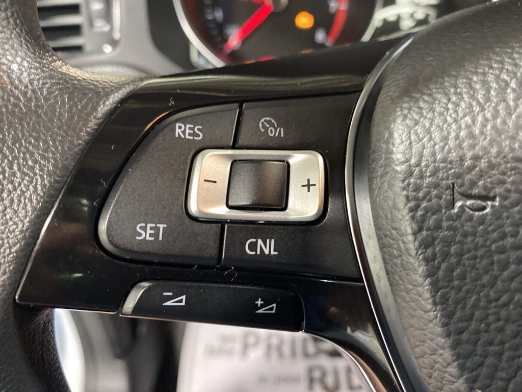 2015 Volkswagen Jetta 2.0L S