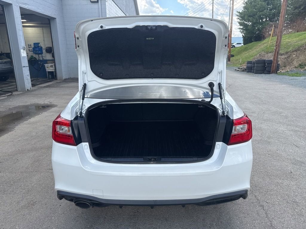 2018 Subaru Legacy 2.5i Premium