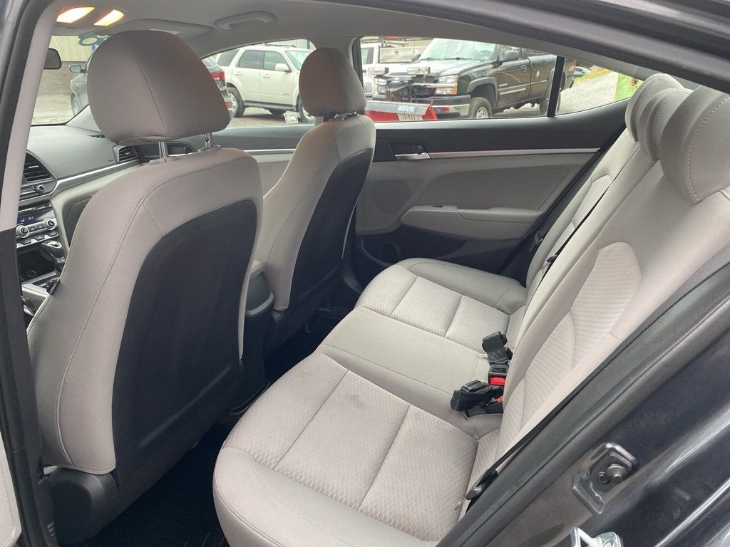 2020 Hyundai Elantra SE