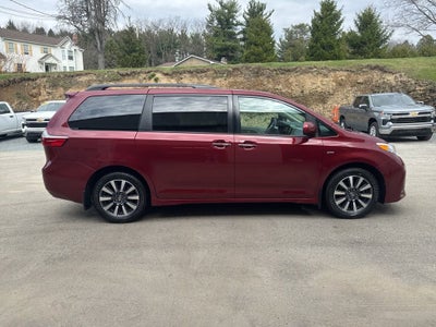 2019 Toyota Sienna XLE Premium 7 Passenger