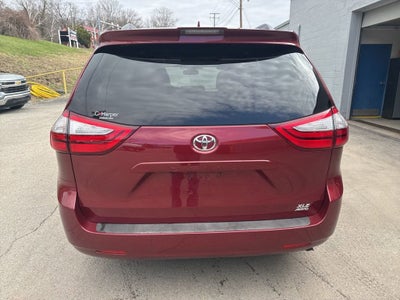 2019 Toyota Sienna XLE Premium 7 Passenger