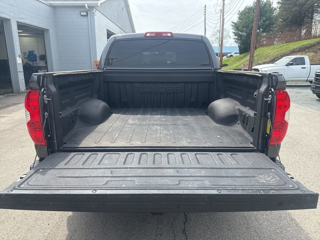 2019 Toyota Tundra SR5 5.7L V8