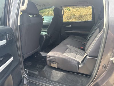 2019 Toyota Tundra SR5 5.7L V8