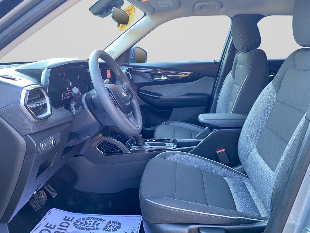 2025 Chevrolet Trailblazer LS