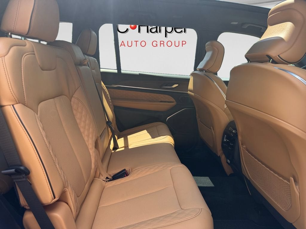 2025 Jeep Grand Cherokee L Summit 4x4