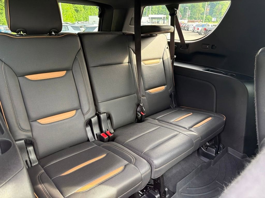 2023 GMC Yukon XL AT4