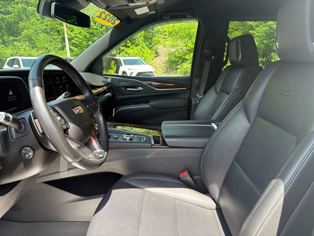 2022 Cadillac Escalade Luxury