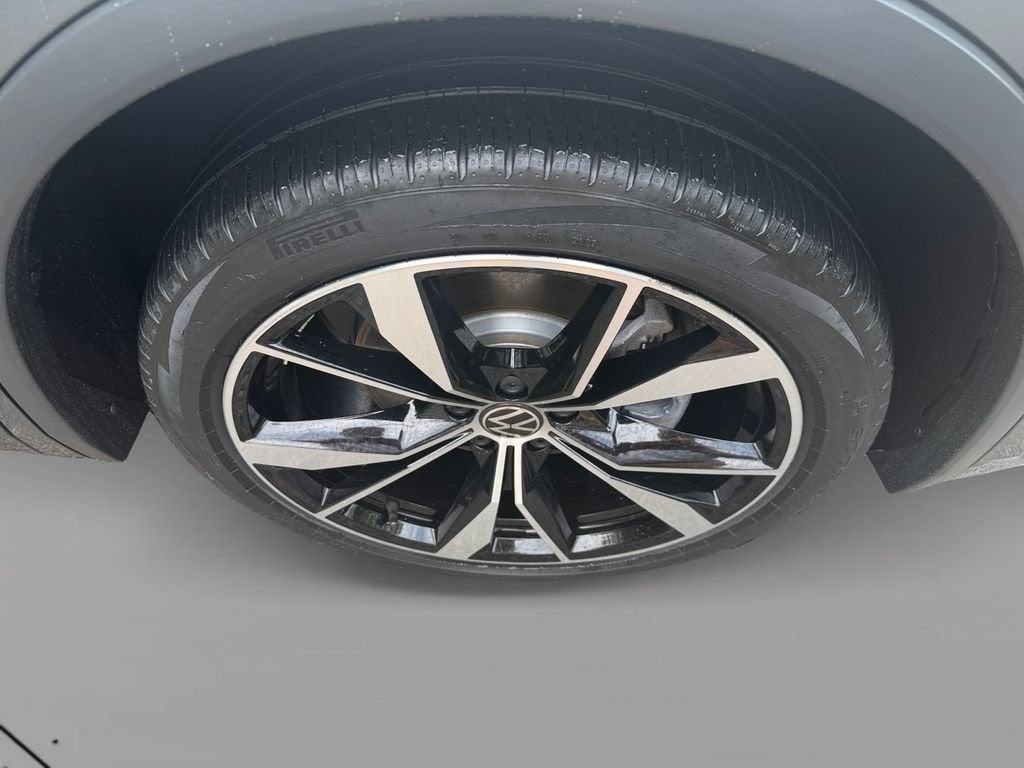 2022 Volkswagen Tiguan SEL R-Line