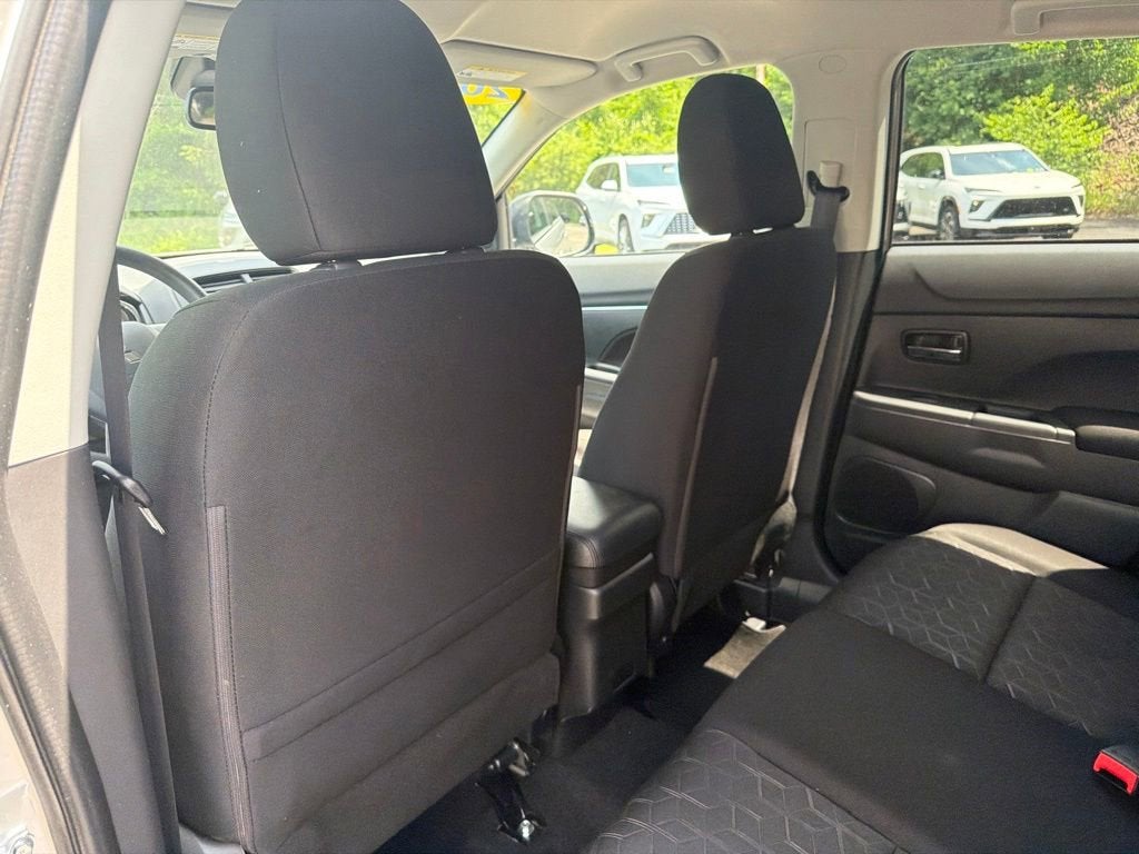 2025 Mitsubishi Outlander Sport S