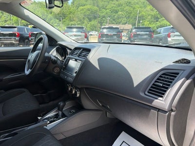2025 Mitsubishi Outlander Sport S