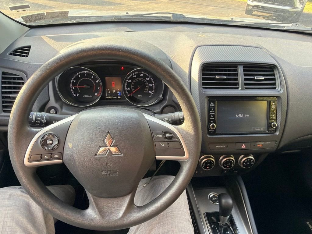 2025 Mitsubishi Outlander Sport S