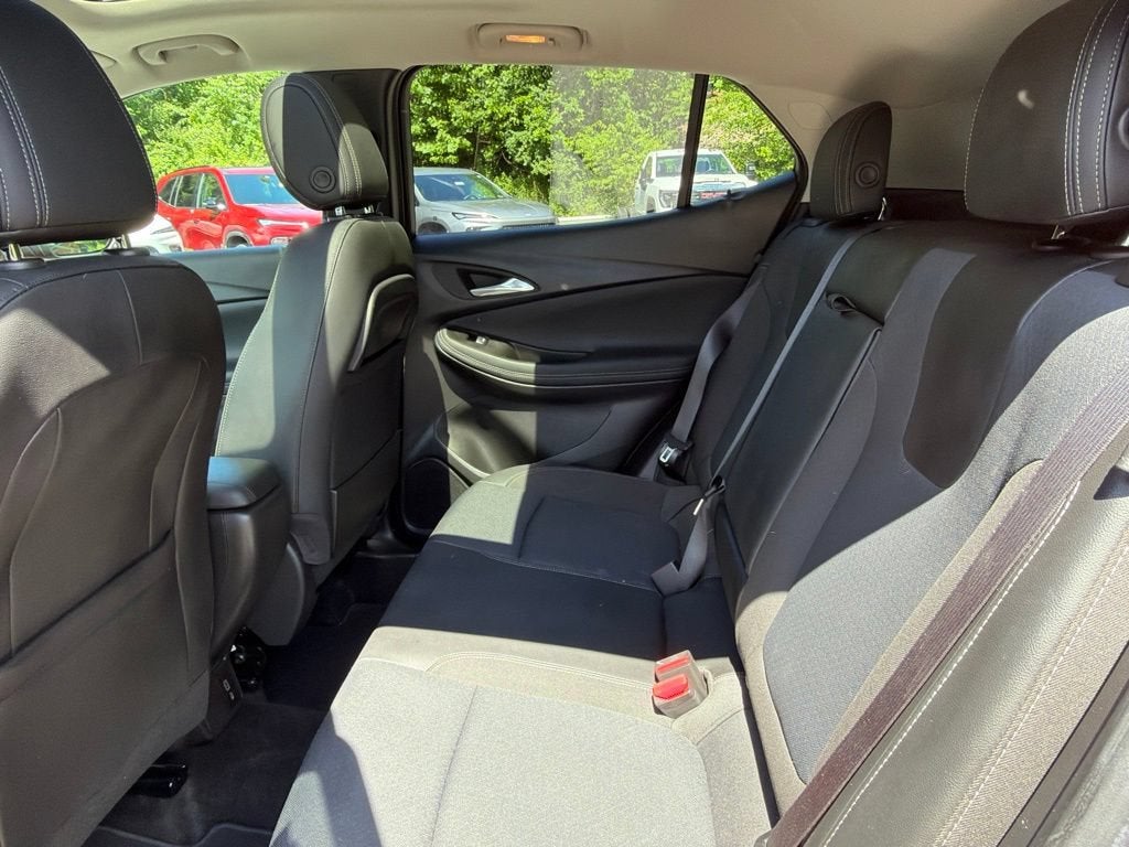 2022 Buick Encore GX Select