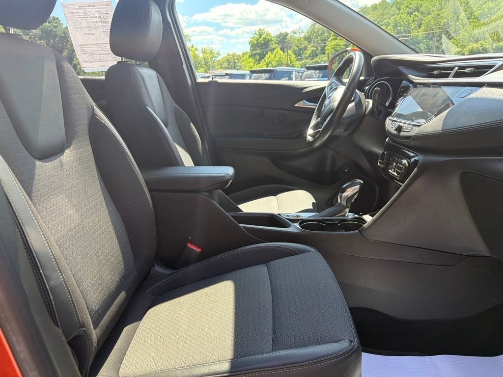 2022 Buick Encore GX Select